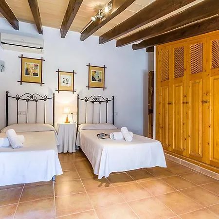 Sleeps 8 Pool Air Con Wifi Villa