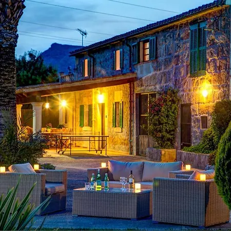 Sleeps 8 Pool Air Con Wifi *
