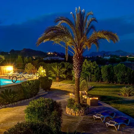 Villa Sleeps 8 Pool Air Con Wifi